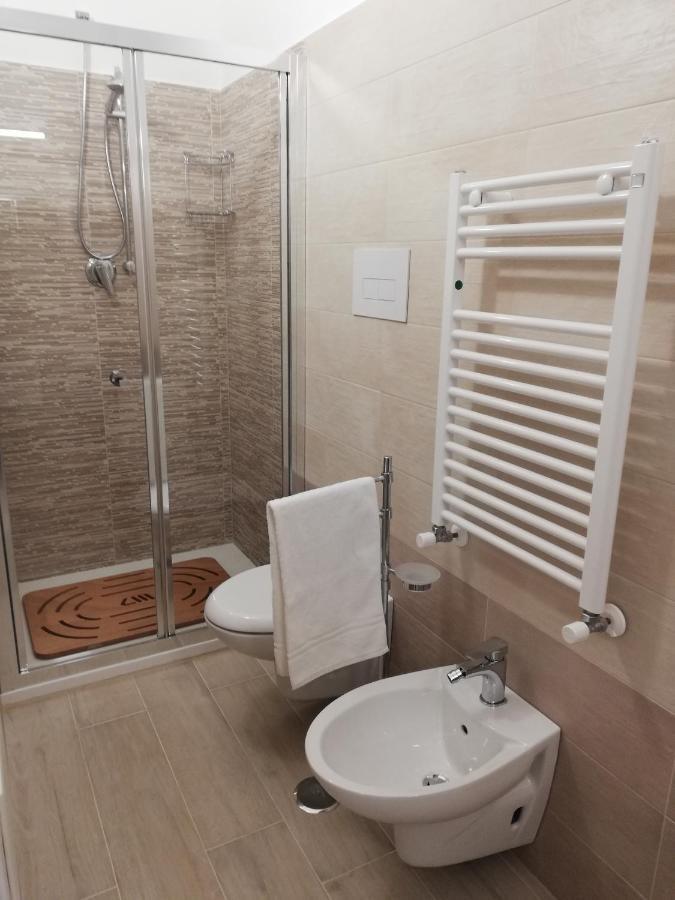 מלון Ostuni Crispi House מראה חיצוני תמונה